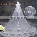 2016 New One-Layer Ivory White Bridal Veils Appliqued Lace Flowers 3 Meter Wedding Veils thumbnail-1