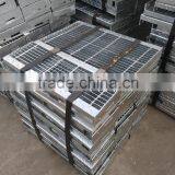 High Quality Steel Non-slip Stair Tread thumbnail-1