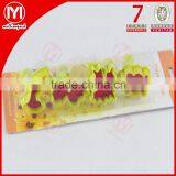 4pcs Various Leaf Shape Plastic Cookie Moulds/Cutter thumbnail-1