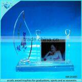 Shenzhen Manufacturer Supply Leaf Shaped Crystal Trophy With Engraving thumbnail-6