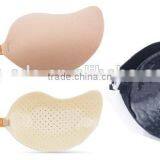 Hot Sell V-shaped Full Cup Thin Cup Front Closure Invisible Bra thumbnail-2