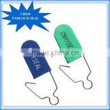 How to Defeat Plastic Padlock Seal With Wire Hasp CH510 thumbnail-4