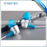 2015 factory directly fashionable 3.5MM flat cable new earphones earbuds with mic for mobile phone