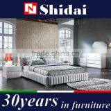 Contemporary White Leather Queen Size Bed & Adjustable Headboard B908 thumbnail-2