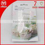 4pcs Flower Shape Plastic Cookie Cutter/Stamp Setwith Handle thumbnail-3