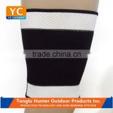 Embossed thigh support