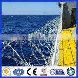 2015 Hot Sales!!! High Quality Powder Coated Razor Barbed Wire for Sale
