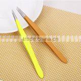 Factory Price High Quality Spraying Plastic Eyebrow Tweezer in Beauty Salon thumbnail-2
