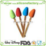 Food Grade Customized Silicone Cake/cookie Baking Spatula With Wooden Handle thumbnail-1