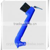 Plastic Horsehead Hoof Pick With Brush thumbnail-1