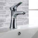 Single Hole Chrome Plated Hot and Cold Waterfall Basin Tap