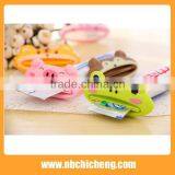 Animal Shaped Batherrom Tooth Brush Holder and Toothpaste Dispenser thumbnail-2