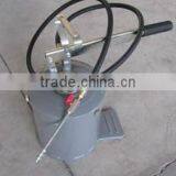 Grease Bucket With Hand Pump GPT10L02 thumbnail-1