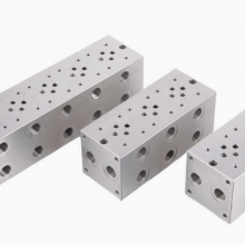 Hydraulic Valve Block thumbnail-1