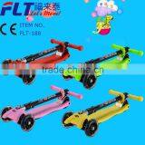 New Attractive Maxi Folding Scooter With Non-welding T-bar for Children thumbnail-1