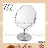 Table Magnifying nubiles vanity mirror