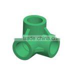 2015 New Unique Design of Green PPR Tee