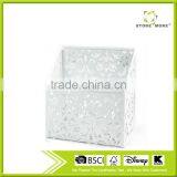 Flower Pattern Metal Punched Magnetic Desk Organizer Pen Holder thumbnail-1