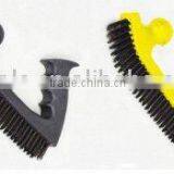 Steel Wire Brush With Plastic Handle