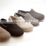 Best Selling Handmade Eco-friendly Plain Felt Slippers thumbnail-1