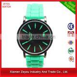 China New Fashion Silicone Watch Japan Geneva Silicone Watch Woman thumbnail-2