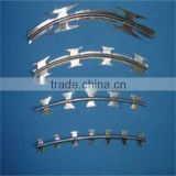 CBT60 galvanized concertina razor wire / cross razor wire (factory)