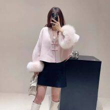 New Chinese-style Button-button Cape Coat for Women's Autumn and Winter With a High-end Look, Double-sided Wool Fox Fur-sleeved Short Coat 2024 thumbnail-3