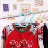 2015 New High Quality Plastic Hanger in Factory Price/manufacturer in Shenzhen OEM Wholesale Plastic Hanger thumbnail-2