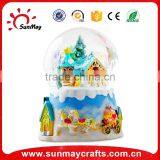 Polyresin Christmas Snow Globe Ornament thumbnail-3