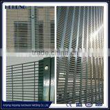 Waterproof High Performance System Anti-creep Fence / 358 Serried Horizontal Wires Fence China thumbnail-3