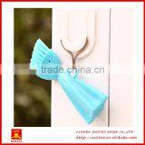 Stylish Cute Smile Face Shaped Bristle Brush for Crevices thumbnail-5