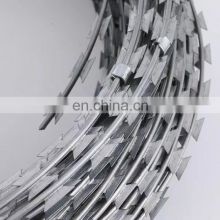 Chinese Factory High Quality Galvanized Concertina BTO-22 Type Razor Barbed Wire Coil