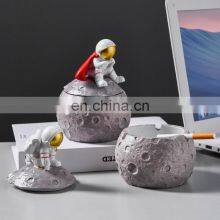 Ashtray Astronaut Resin Cigarette Cool Windproof Rhinestone Standing Weed  Smoking Car Luxury Ceramic Cigar Ashtray Ash Tray