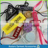 New Style Garment Plastic Seal Tags Custom Design