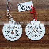 Christmas Decor Hollow Out Ceramic Hanging Ornament thumbnail-3