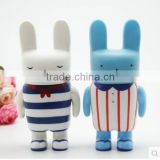 2016 for decoration Cute Cartoon rabbit vinyl toy,Custom cartoon animal shape soft pvc vinyl toy