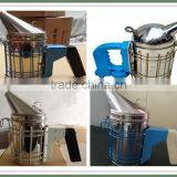 Wholesale Beekeeping Supplies Manual Cheap Bee Beekeeping Smoker / Honey Bee Smoker thumbnail-5