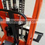 2000kg 1600mm Manual Hydraulic Hand Lift Stacker thumbnail-5