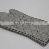 Oven Mitt thumbnail-2