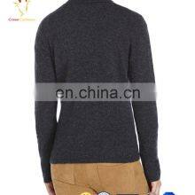 Женские вязаные свитеры с воротником-трусиком однотонные, стройного кроя с рибкой thumbnail-5