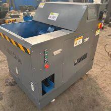 Compactador automático de briquetas de aluminio de chatarra metálica. Máquina de briquetado de virutas de chatarra de aluminio thumbnail-4