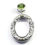 925 sterling silver Top Quality Peridot gemstone oval slide pendant with 18k gold accents