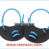 2015 Design small swim hand paddle with PVC belt