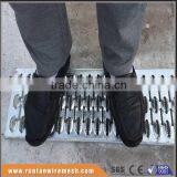 Hot Dipped Galvanized Diamond Perforated Grip Strut Safety Grating (Trade Assurance) thumbnail-5