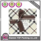 Gift Packaging Box With Classical Plaid Pattern Style thumbnail-5