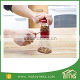Professional Kitchen Hand Cranking Spice Grinder Bean Nut Chopper thumbnail-2
