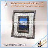 Promotional 4x6" Distressed Wooden Photo Frame With Metal Pattern Decor for Home Use thumbnail-1