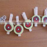 2017 Bullseye Art Clips Yellow and Red Wooden Circles on Clips Made in China