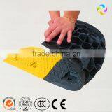 Traffic Calming Reflective Rubber Speed Bump thumbnail-1