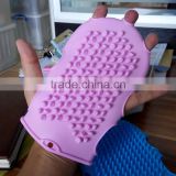 silicone body bath massage glove /collapsible and portable silicone massage bath glove